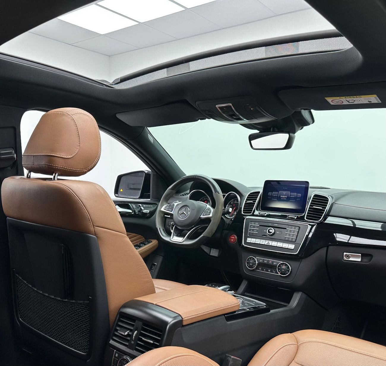 Mercedes-Benz GLE 43 AMG Coupe 3.0L 2018 Mercedes Benz GLE 43 AMG, Warranty, Full Service History, Excellent Condition, GCC