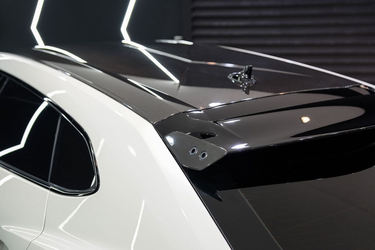 لامبورغيني اوروس 4.0T V8 Performante Full Carbon Pack, Akrapovic Exhaust, Lamborghini Warr + Serv!!