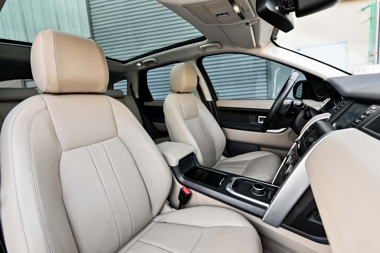 Land Rover Discovery Sport HSE Luxury | 3,033 P.M | 0% Downpayment | Magnificient Condition!