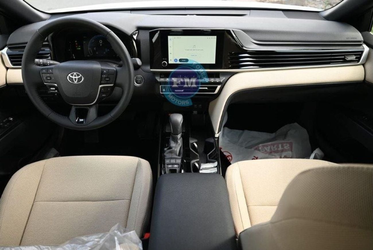 Toyota Camry LE Hybrid 2.5L Automatic