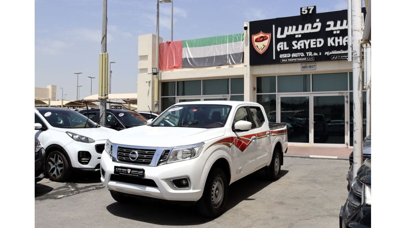 Nissan Navara CSF ACCIDENTS FREE - GCC - PERFECT CONDITION INSIDE OUT - AUTOMATIC GEAR - AUTOMATIC WINDOWS