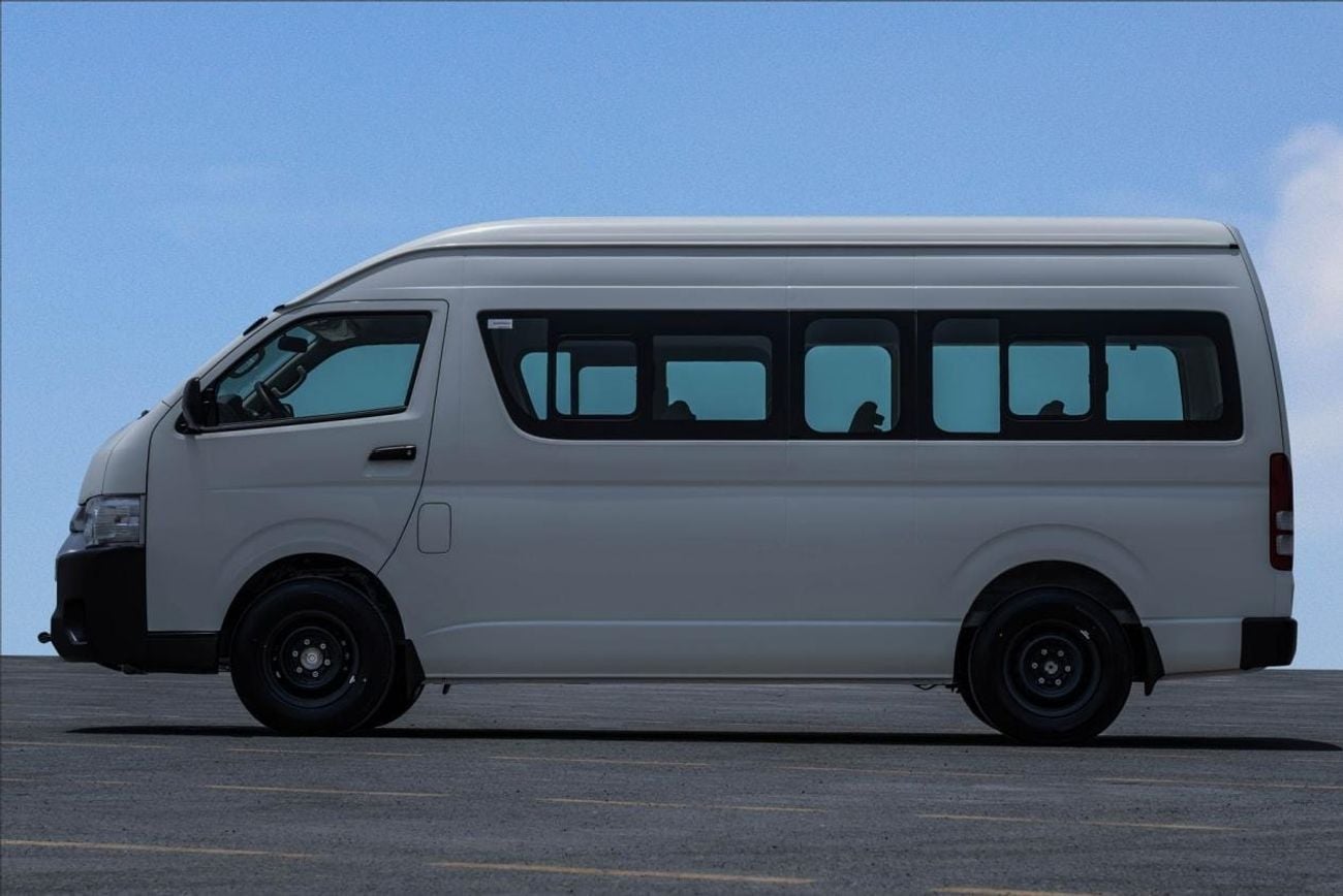 تويوتا هاياس DLS HIGH ROOF HIACE  -High Roof  3.0L M/T