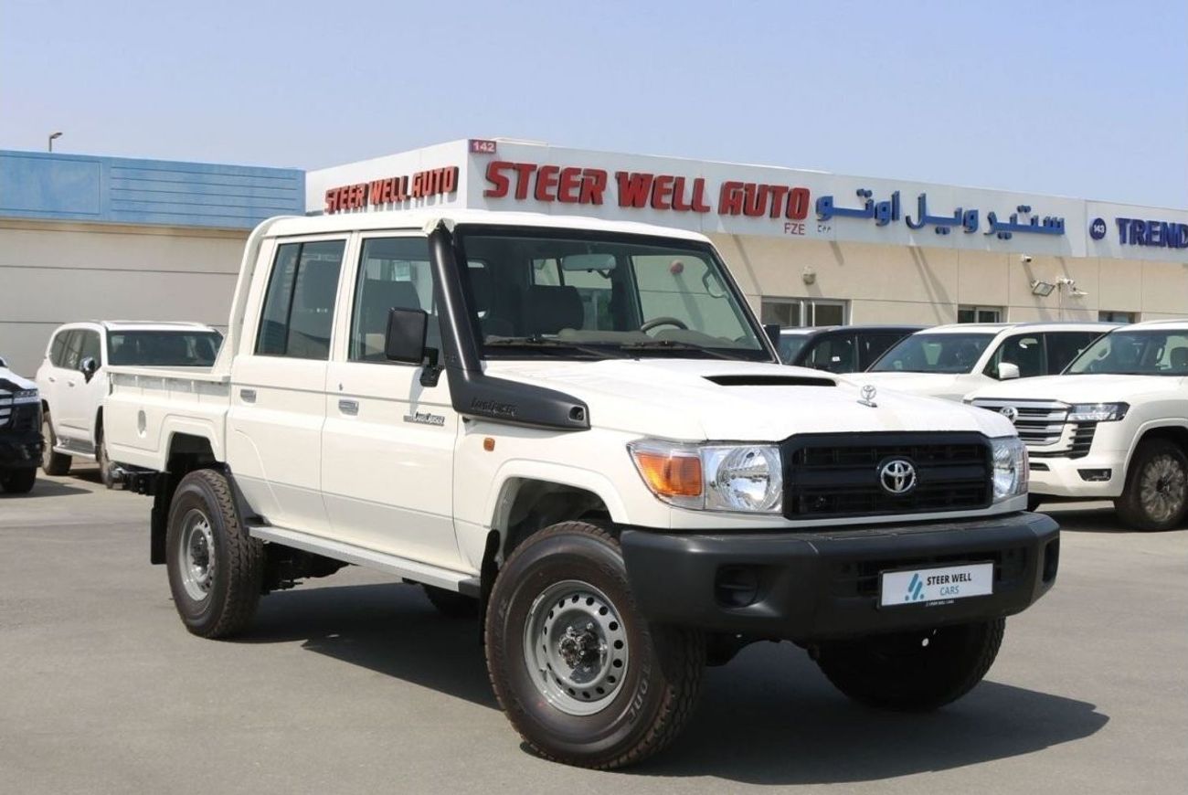 تويوتا لاند كروزر بيك آب PRICE REDUCED 2023 | LC 79 - 4.5L V8 DSL M/T DOUBLE CAB - POWER WINDOW - EXPORT ONLY