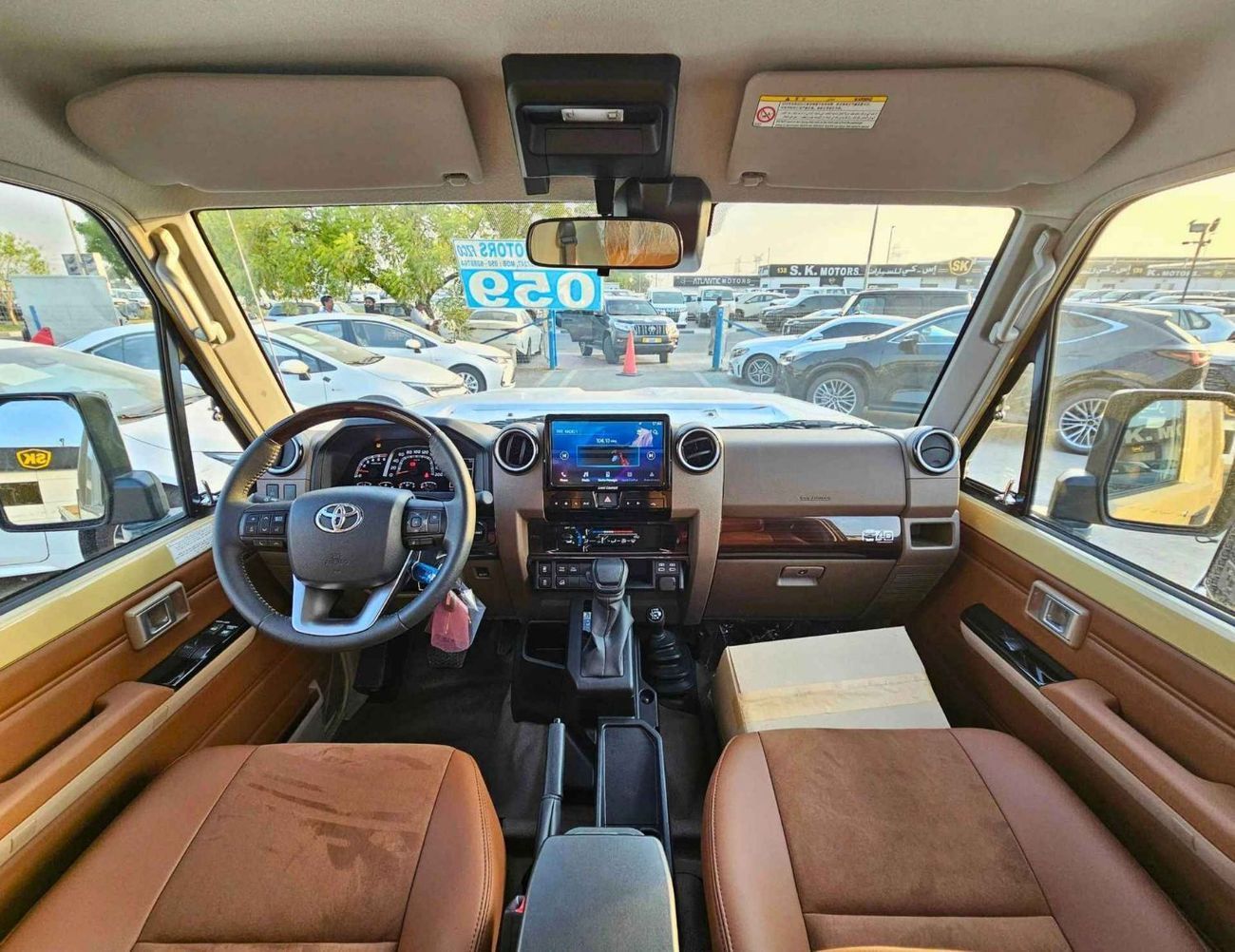 تويوتا لاند كروزر بيك آب LX-Z1 LC79/SINGLE CABIN TURBO/2.8L DIESEL AUTOMATIC/ (CODE#LX-Z1)