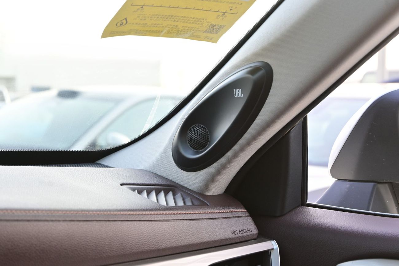 Toyota Highlander Toyota Highlander Limited 2.5L Hybrid Model 2025 Color White