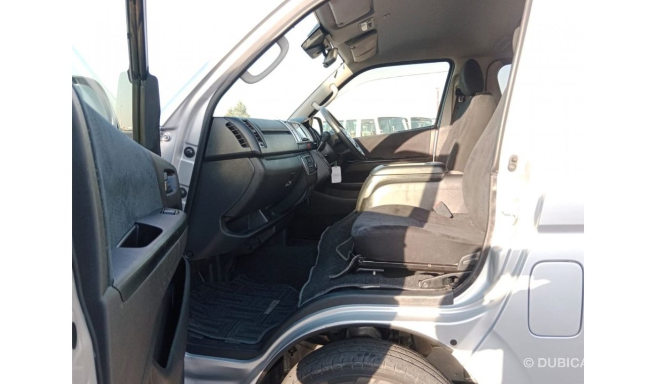 تويوتا هاياس TOYOTA HIACE VAN (SUPER GL) RIGHT HAND DRIVE(PM08776)