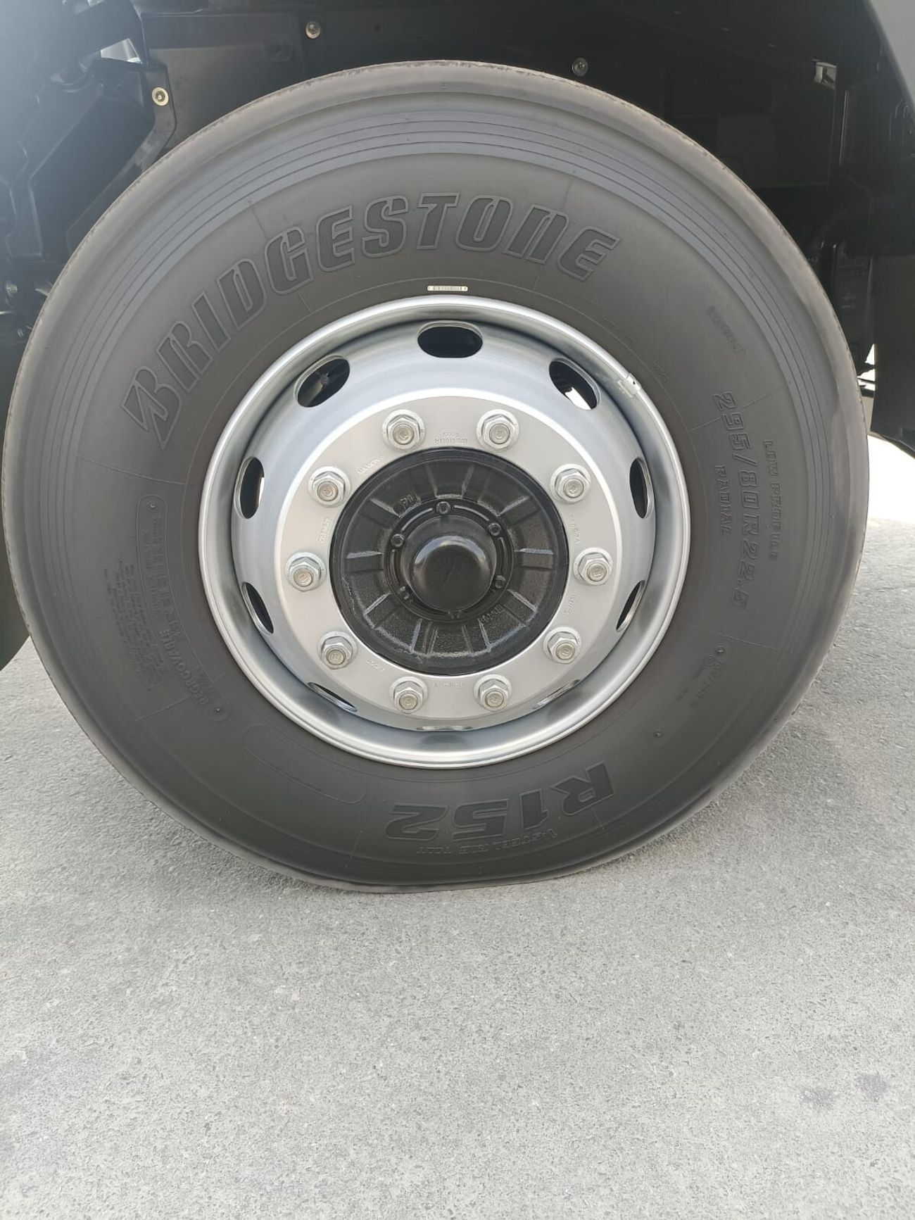 Isuzu FVR Isuzu FVR Pick Up truck , Model 2025 , GCC Specs