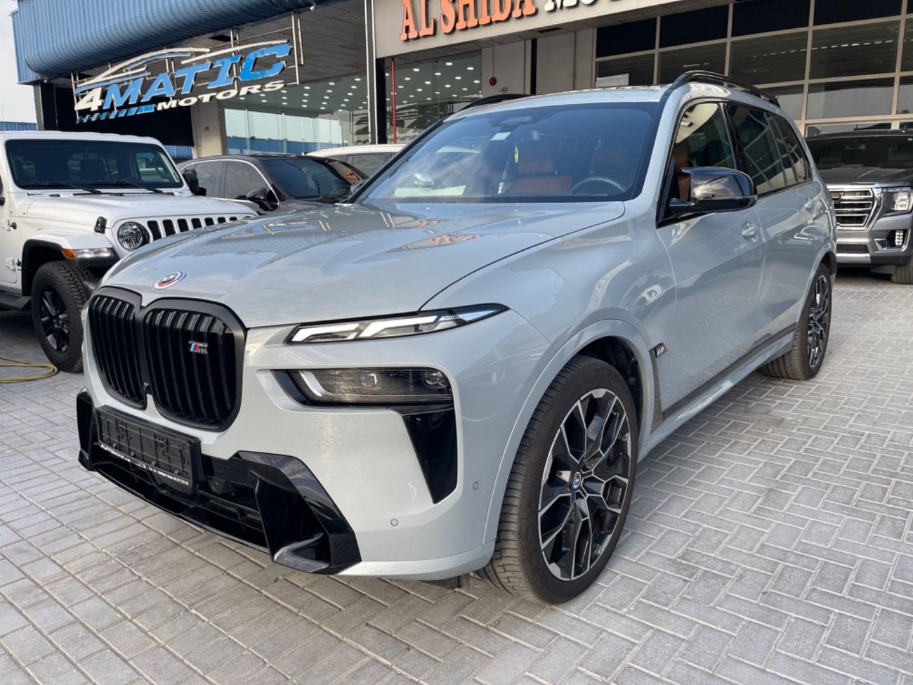BMW X7 V8 60i M.KT GCC