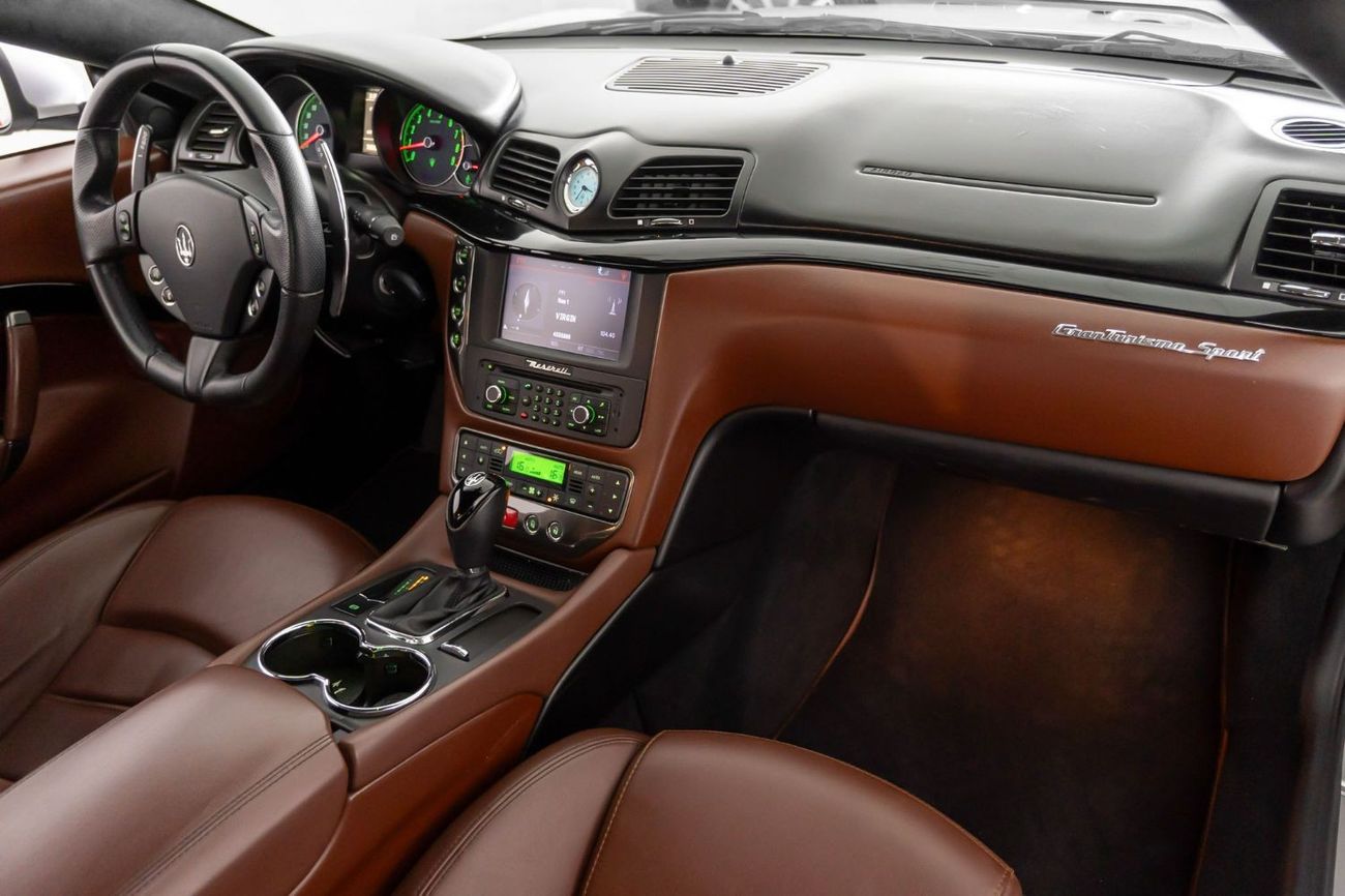 Maserati Granturismo 2016 Maserati Gran Turismo Sport / Full Service History