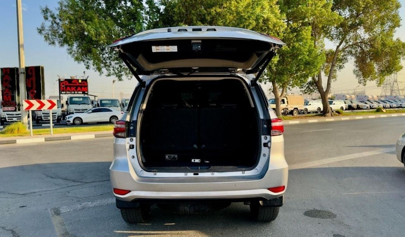 تويوتا فورتونر -