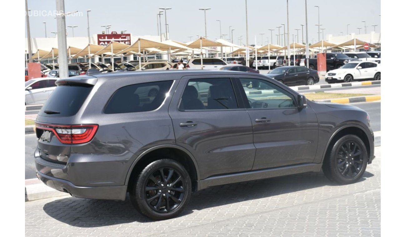 Dodge Durango GT / V-6 / Clean Car / With Warranty