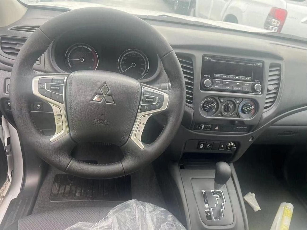 Mitsubishi L200 GL MITSUBISHI L200 BASIC DIESEL AUTO- S72 2.2L 2022