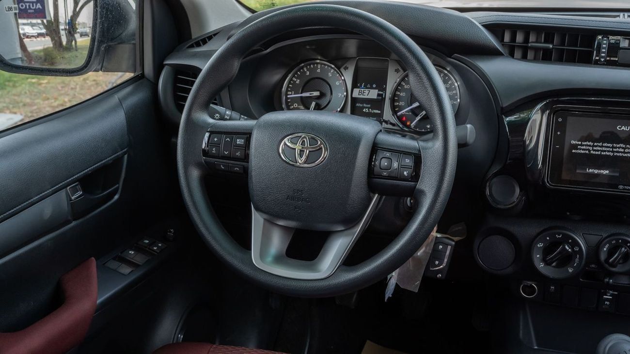 تويوتا هيلوكس TOYOTA HILUX 2.7L MT 4X2 -2025YM