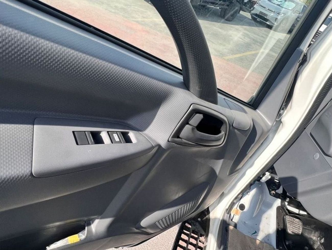 Isuzu NPR Isuzu npr short chassis 4.2L