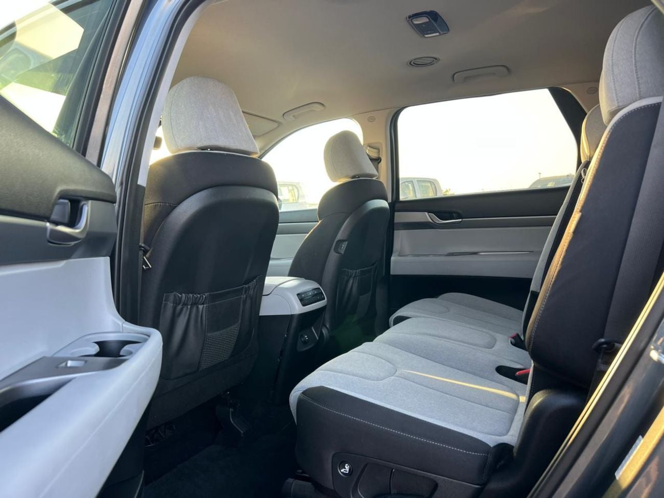 هيونداي باليساد 2023 Hyundai Palisade  MidOption-3.8L V6-AWD 4x4 - -Big Screen - Radar & Sensor