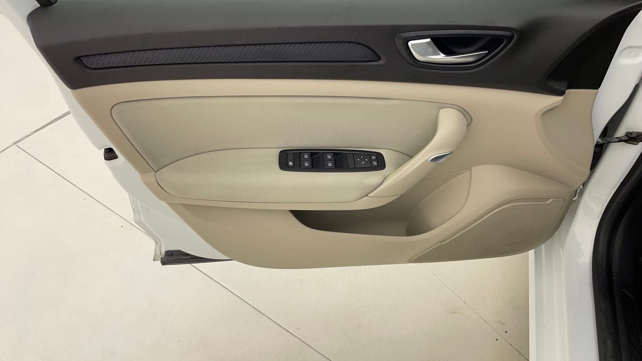 رينو ميجان PE 1.6 | بدون دفعة مقدمة | اختبار القيادة في المنزل