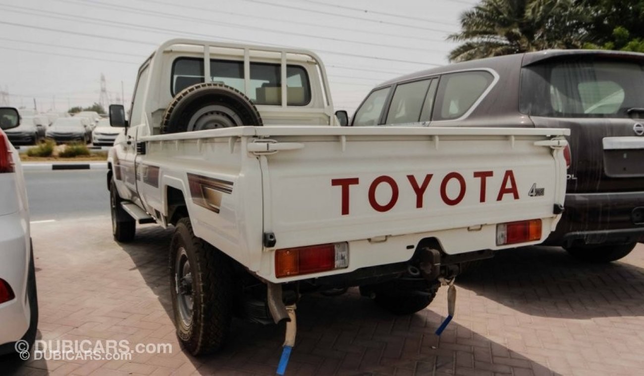 Toyota Land Cruiser Pick Up