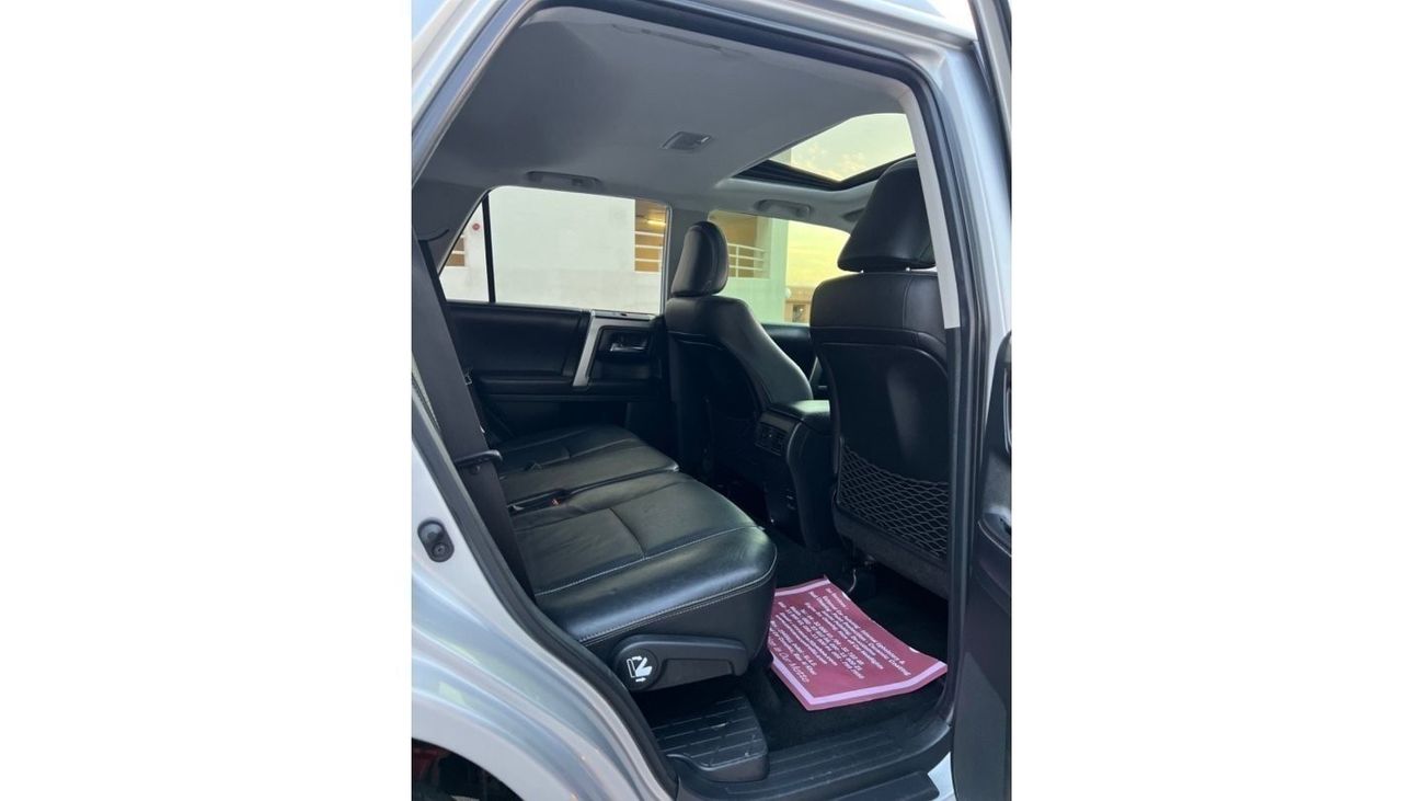 Toyota 4Runner LIMITED  4x4 Drive,7Seat,Sunroof,Leather seat full option