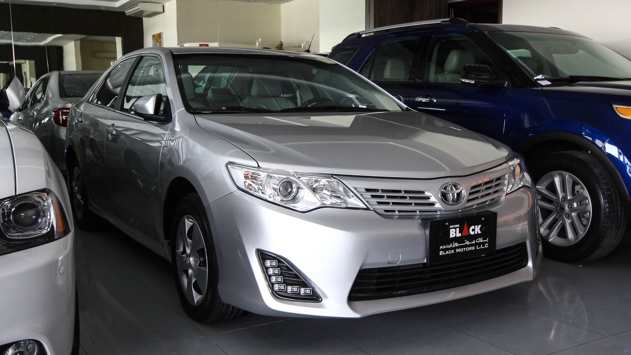 Used Toyota Camry 2014 for sale in Dubai 67580