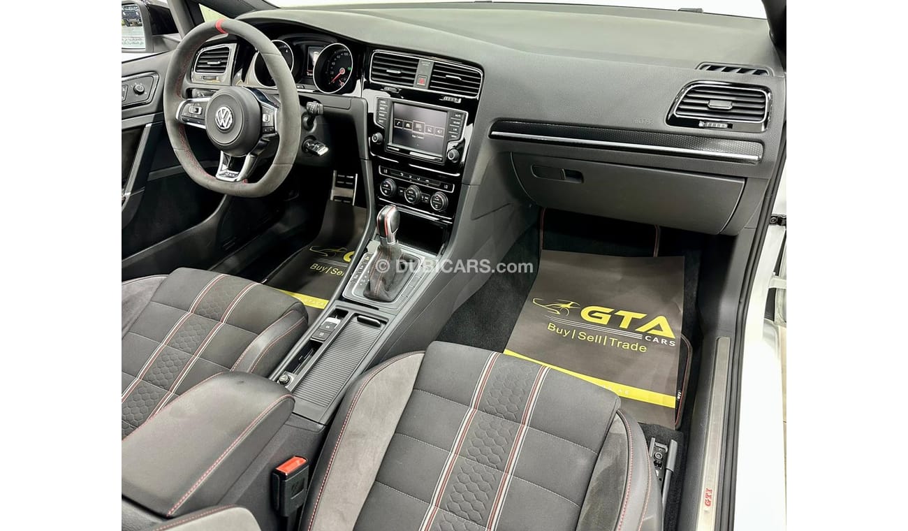 Volkswagen Golf 2017 Volkswagen Golf GTI Clubsport 2DR, Full VW Service History, Warranty, GCC