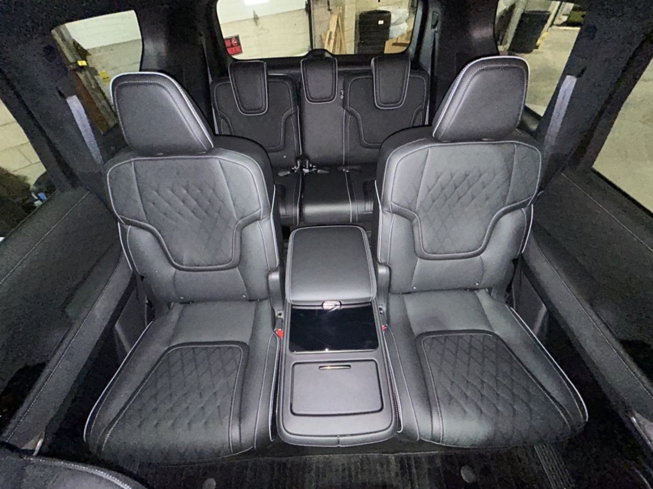 Infiniti QX80 Autograph Captain Chairs 3.5L
