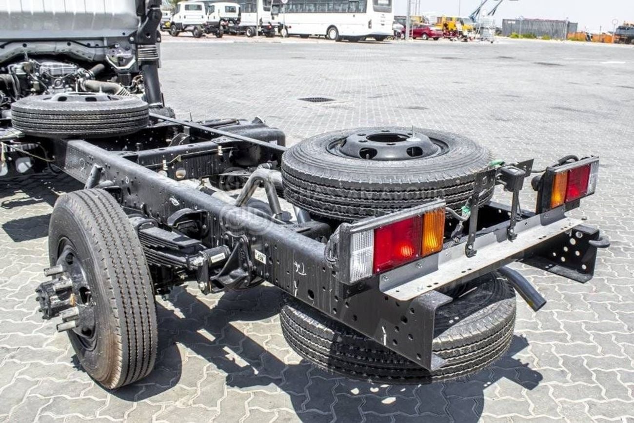 Isuzu NQR STD ISUZU NQR75 H221 CHASSIS PAYLOAD 5.3 TON APPROX. AC
