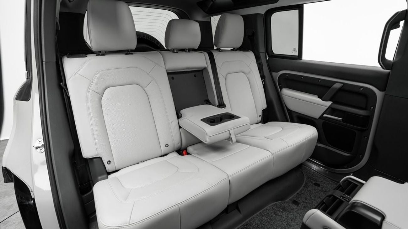 لاند روفر ديفندر X-Dynamic HSE P400e - 2026 - Euro Specs