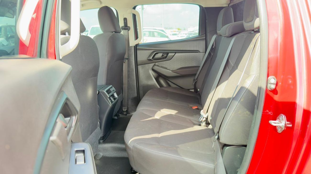 Isuzu DMax 2025 | RHD | 3.0L DIESEL ENGINE | AUTOMATIC TRANSMISSION | 4WD | REAR VIEW CAMERA | BSM