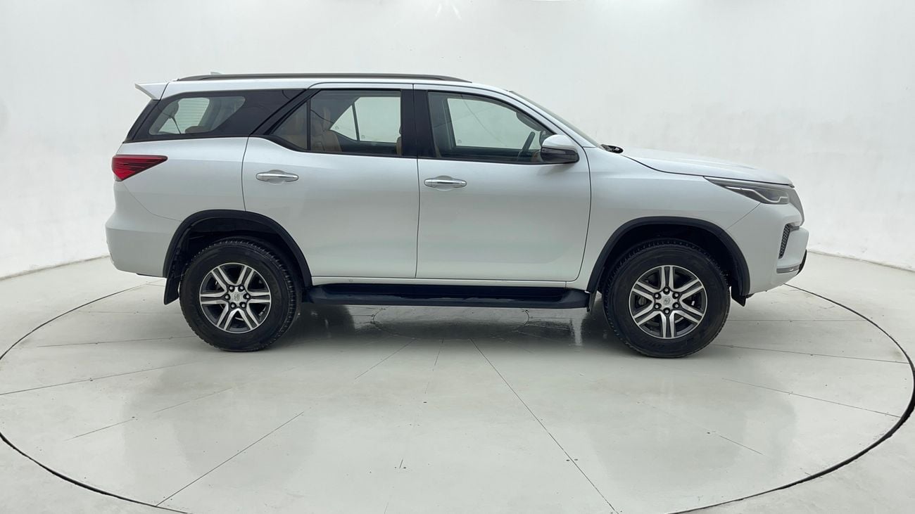 تويوتا فورتونر EXR 2.7 | بدون دفعة مقدمة | اختبار القيادة في المنزل