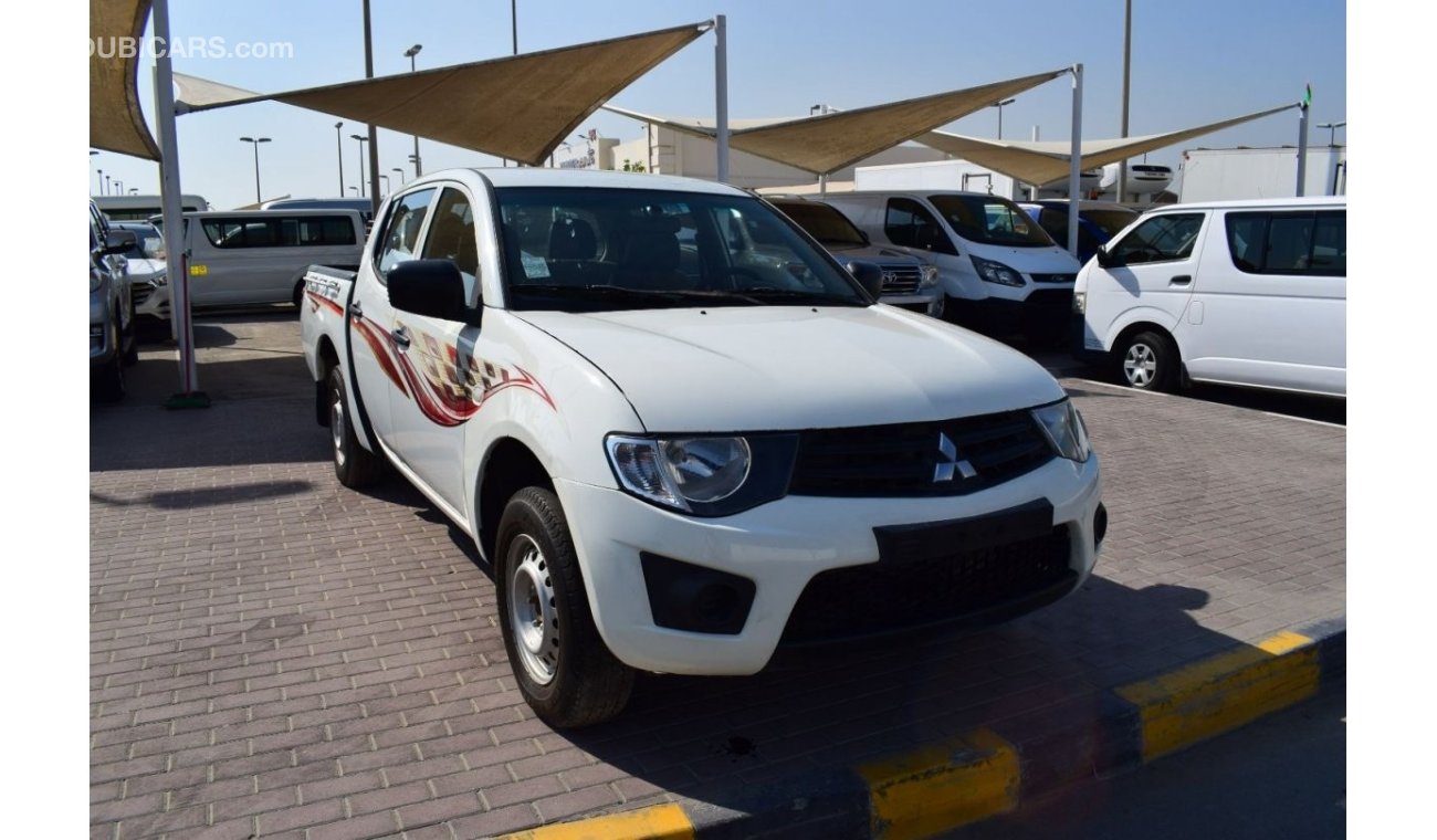 Mitsubishi L200 Std Mitsubishi L200 D/c Pick up 4x2 Diesel, Model:2012. Excellent condition