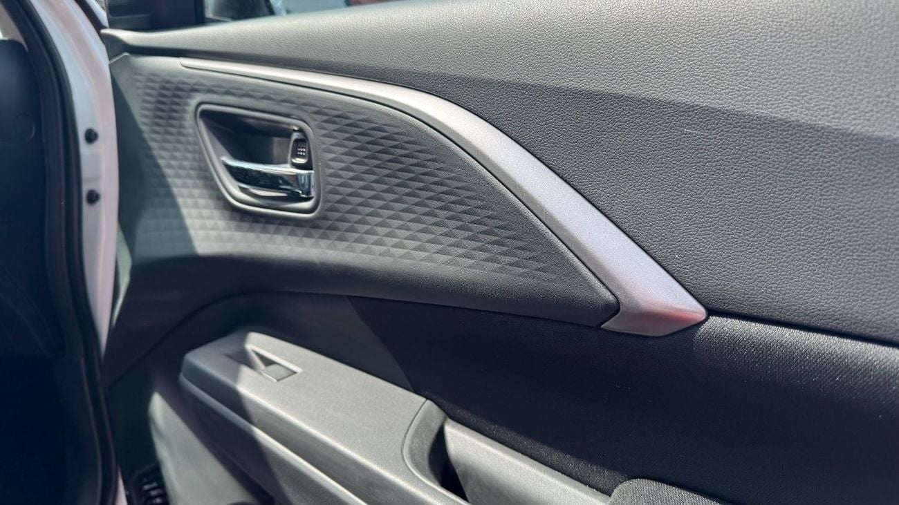 سوزوكي سويفت GLX 1.2L 2025 GLX Dual Tone - Petrol AT / New Stocks Available / Book Now!