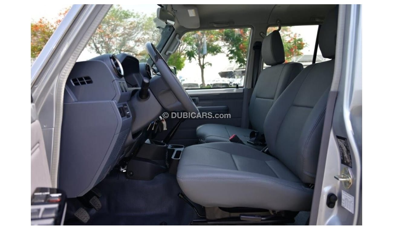 تويوتا لاند كروزر بيك آب 79 Black Edition