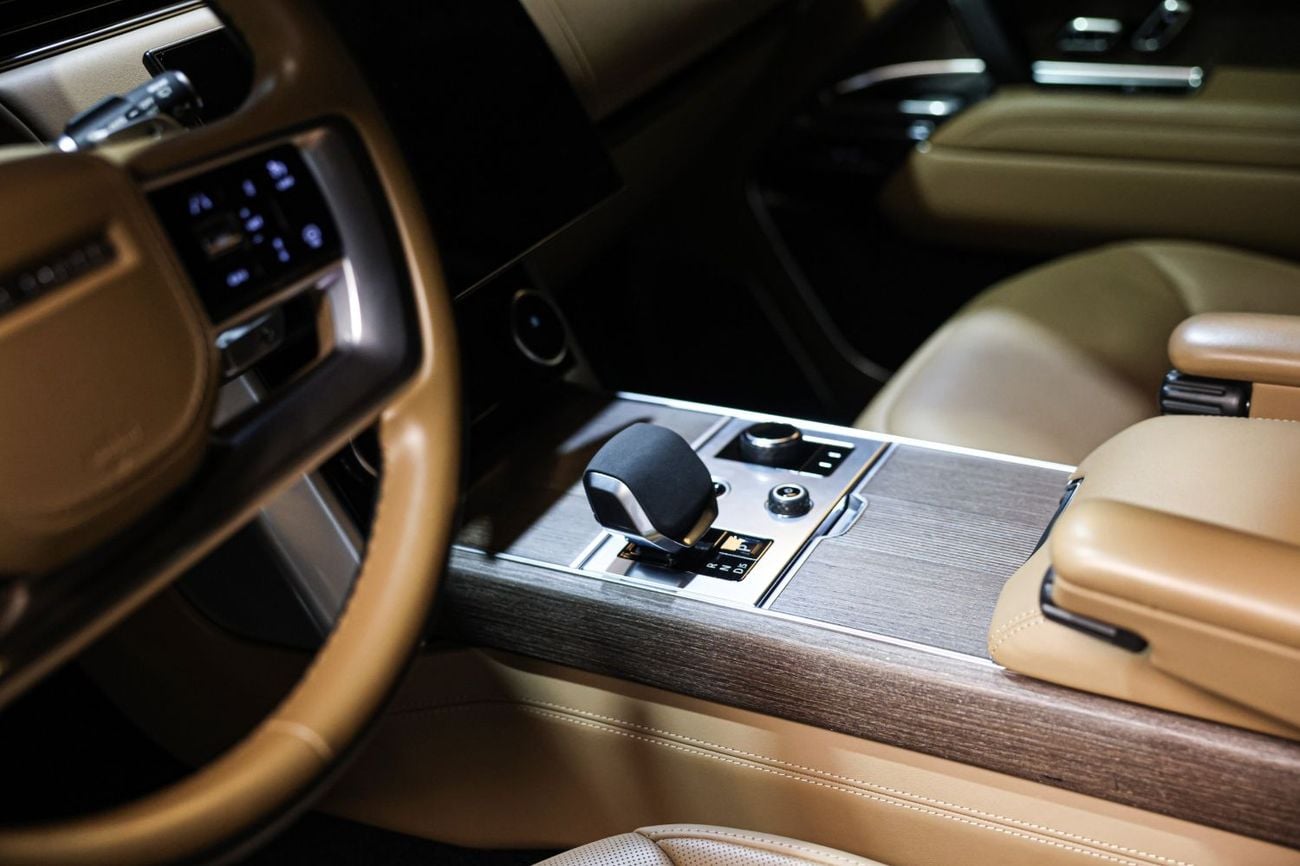 لاند روفر رينج روفر AUTOBIOGRAPHY LWB P530