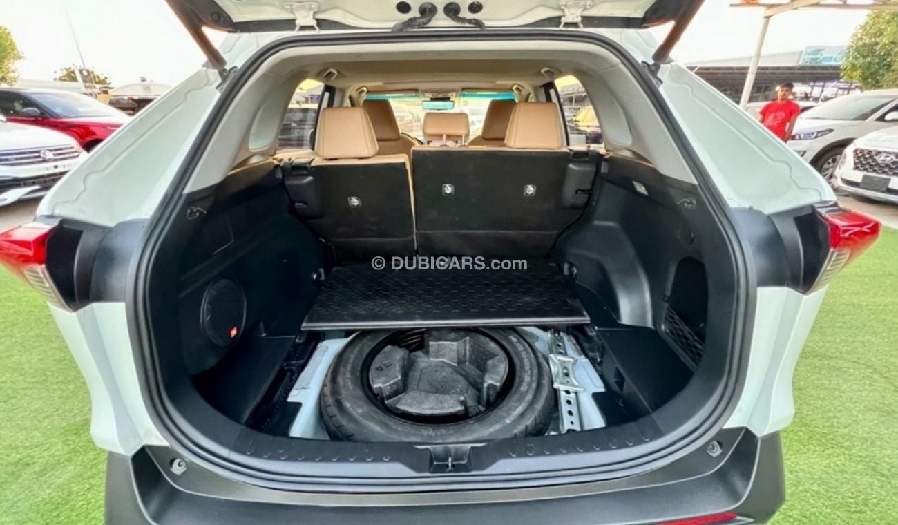 تويوتا راف ٤ GXR GXR