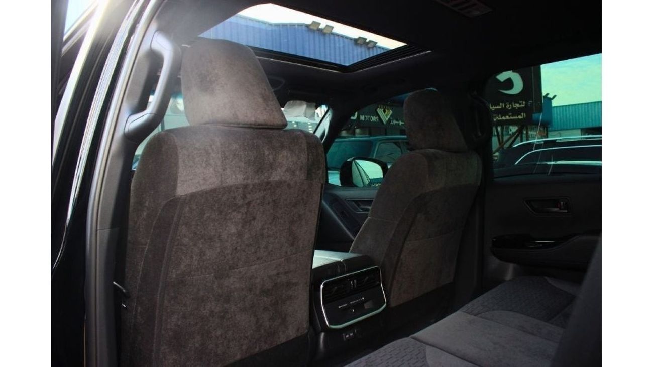 تويوتا لاند كروزر V6 4.0L, Mid Option Convert To GR Sport ,GCC