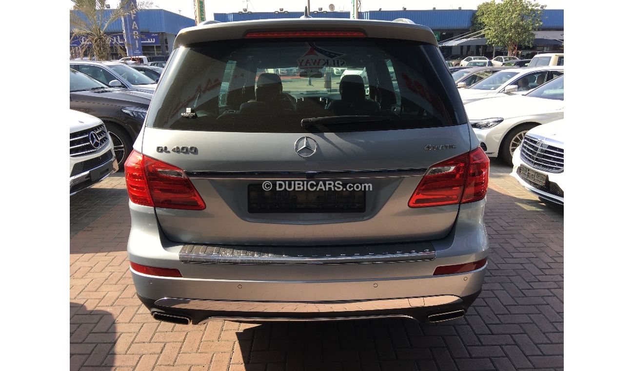 Mercedes-Benz GL 400