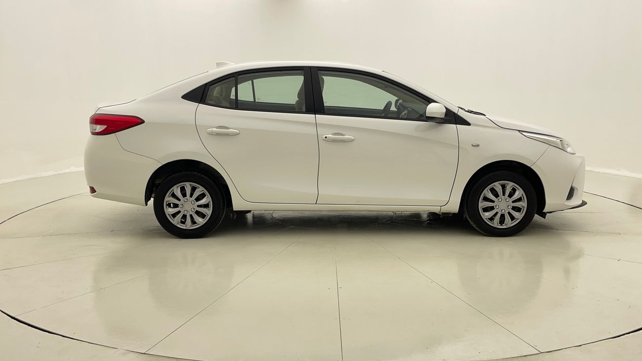 تويوتا يارس SE 1.5 | بدون دفعة مقدمة | اختبار القيادة في المنزل