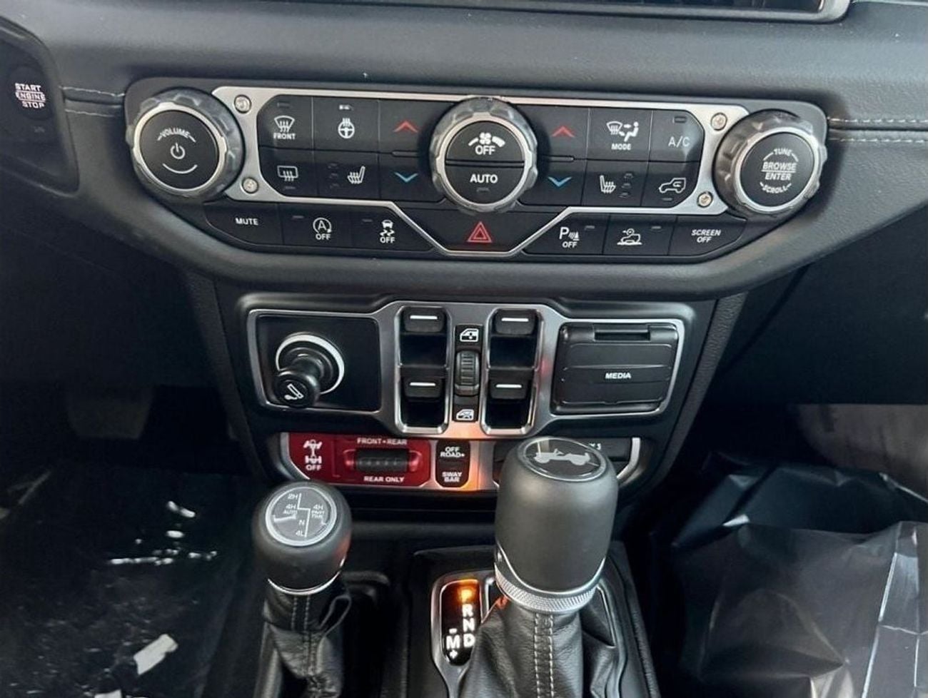 Jeep Wrangler Unlimited RUBICON EXPORT PRICE - JEEP WRANGLER 3.6L v6