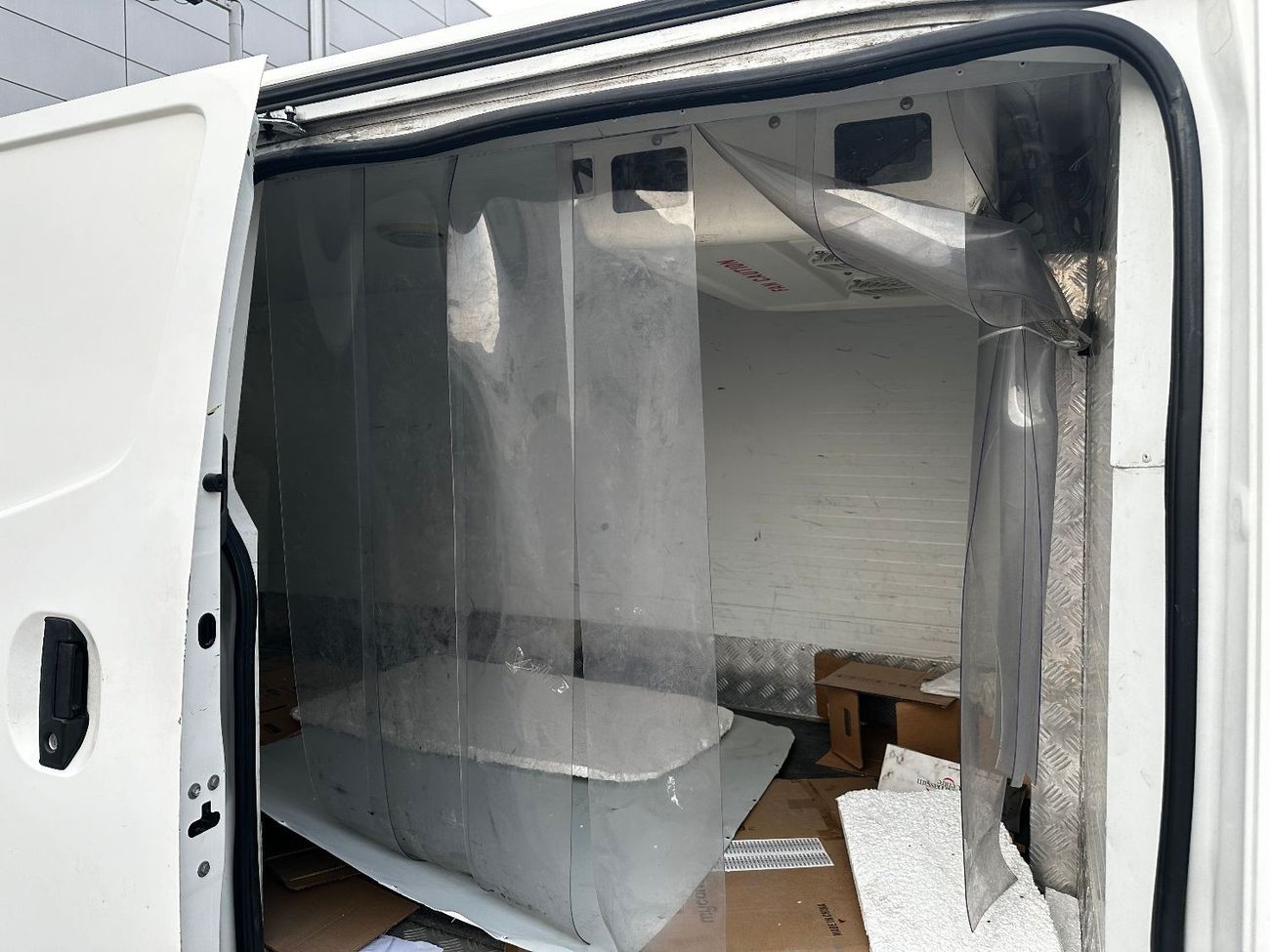 Nissan Urvan Panel Van Std GCC VAN CHILLER