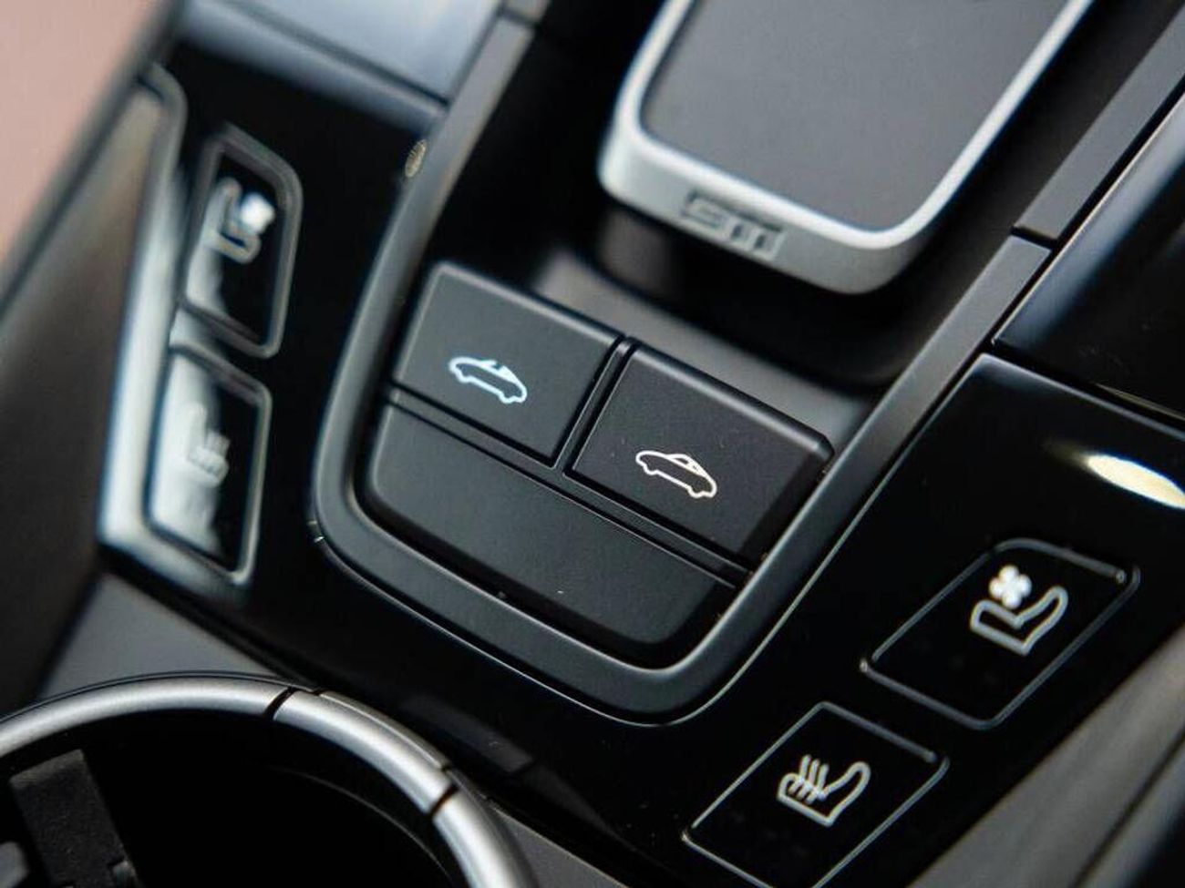 Porsche 911 3.6 T-Hybrid 992 4 GTS Targa PDK 4WD Euro 6 (s/s) 2dr (EXPORT ONLY)