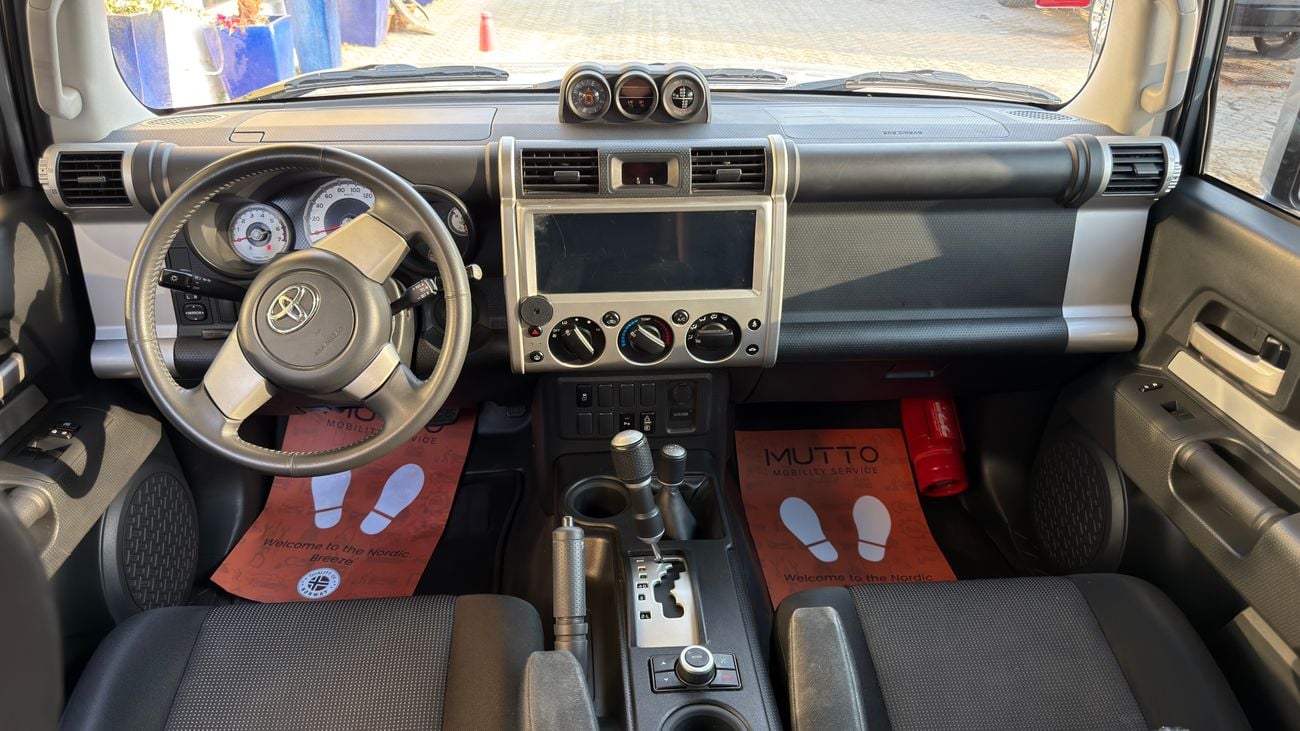 تويوتا إف جي كروزر