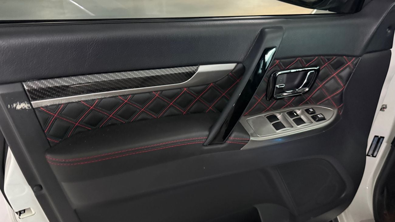 ميتسوبيشي باجيرو Mitsubishi Pajero Signature Edition 2020 3.8L GCC Specs | Firest owner