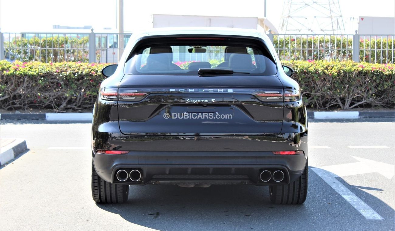 Porsche Cayenne V6 GCC 2018 UNDER WARRANTY
