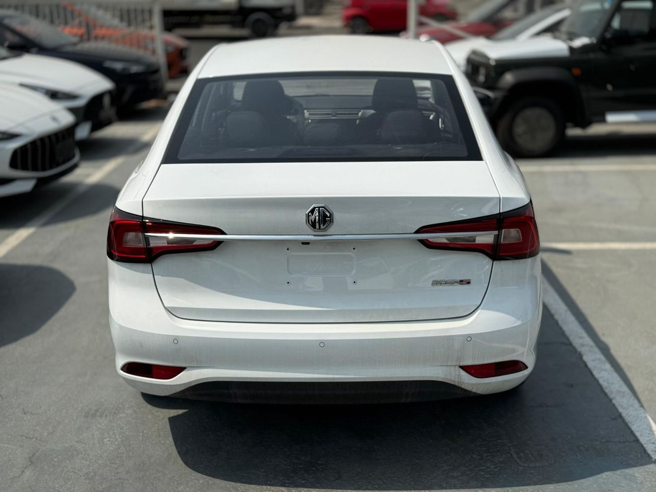 أم جي 5 STD 1.5L Petrol Manual 2025 Export Price @ 26,500 AED