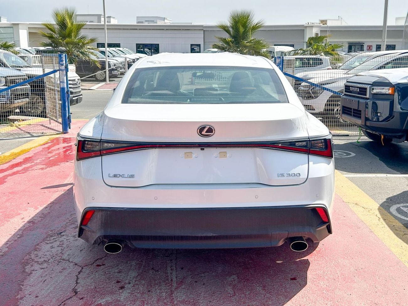 لكزس IS 300 2025 LEXUS IS300 2.0L PRIME GCC BRAND NEW 0KM