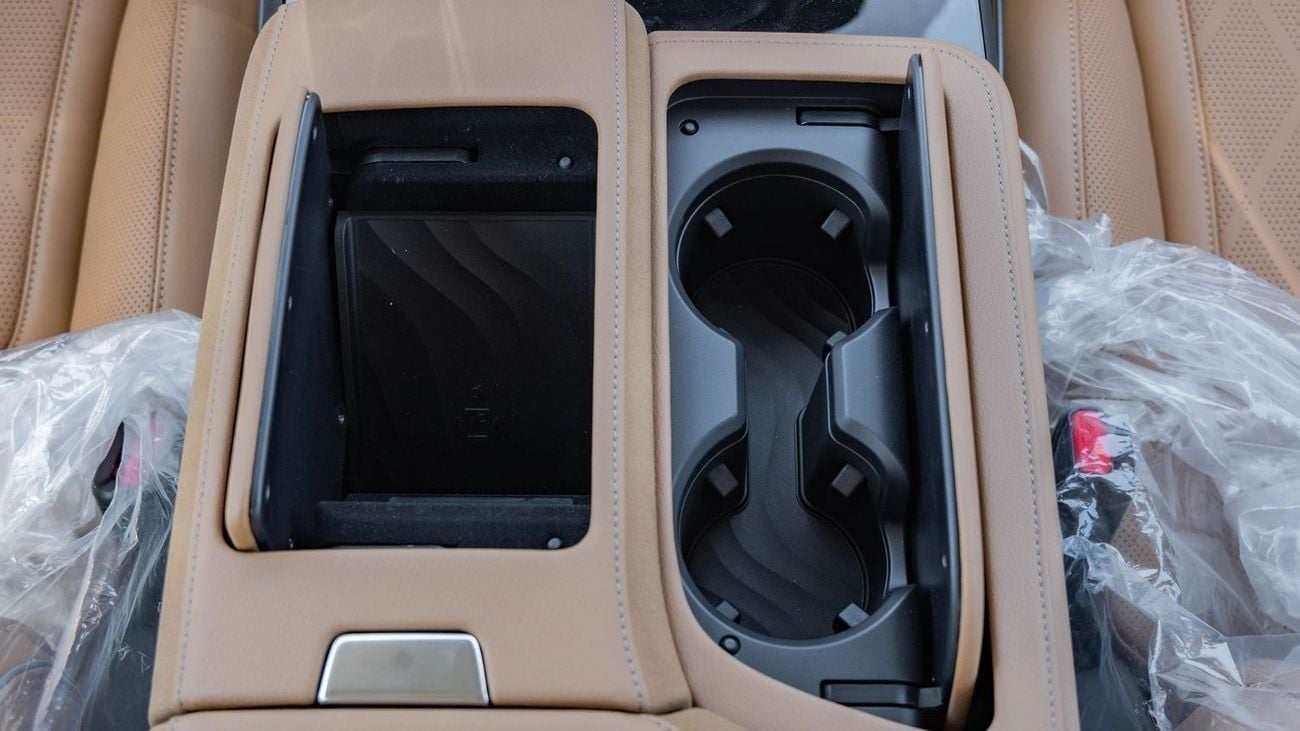 إنفينيتي QX80 2026 Infiniti QX80 Sensory 3.5L AT Petrol (White-Tan)