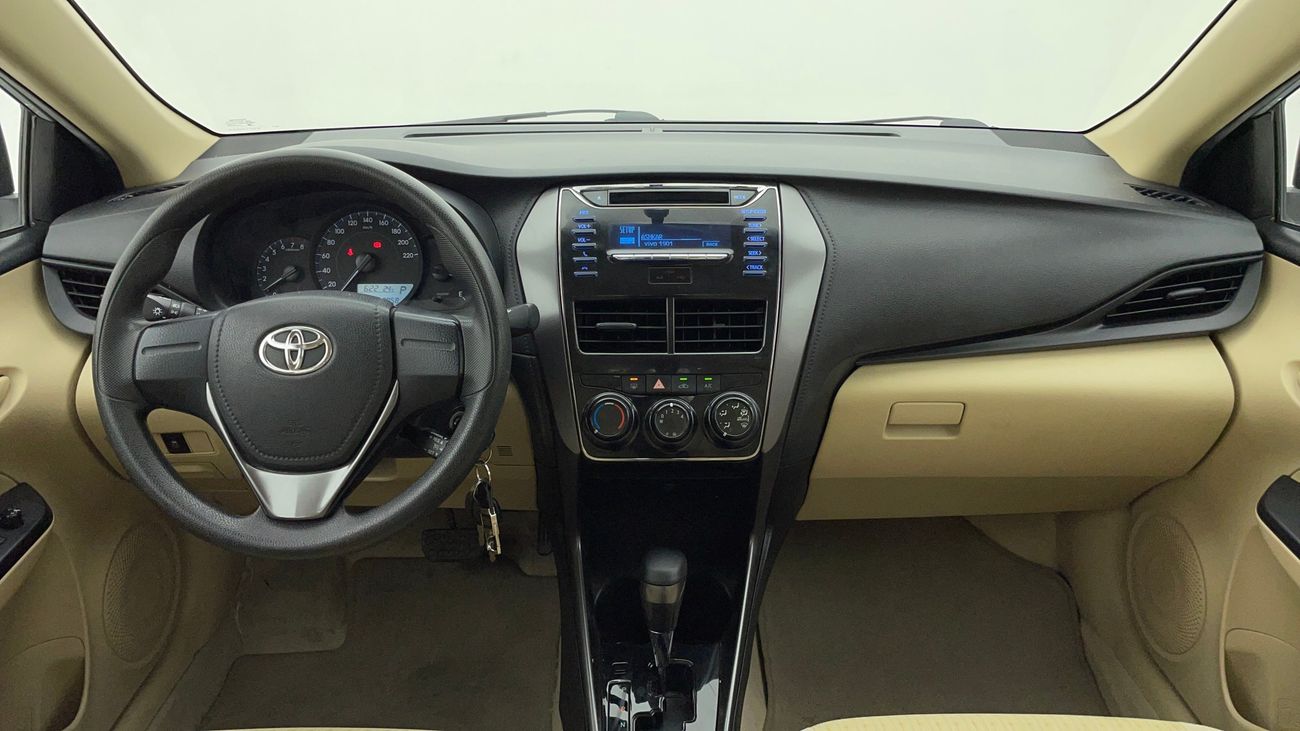 تويوتا يارس SE 1.5 | بدون دفعة مقدمة | اختبار القيادة في المنزل