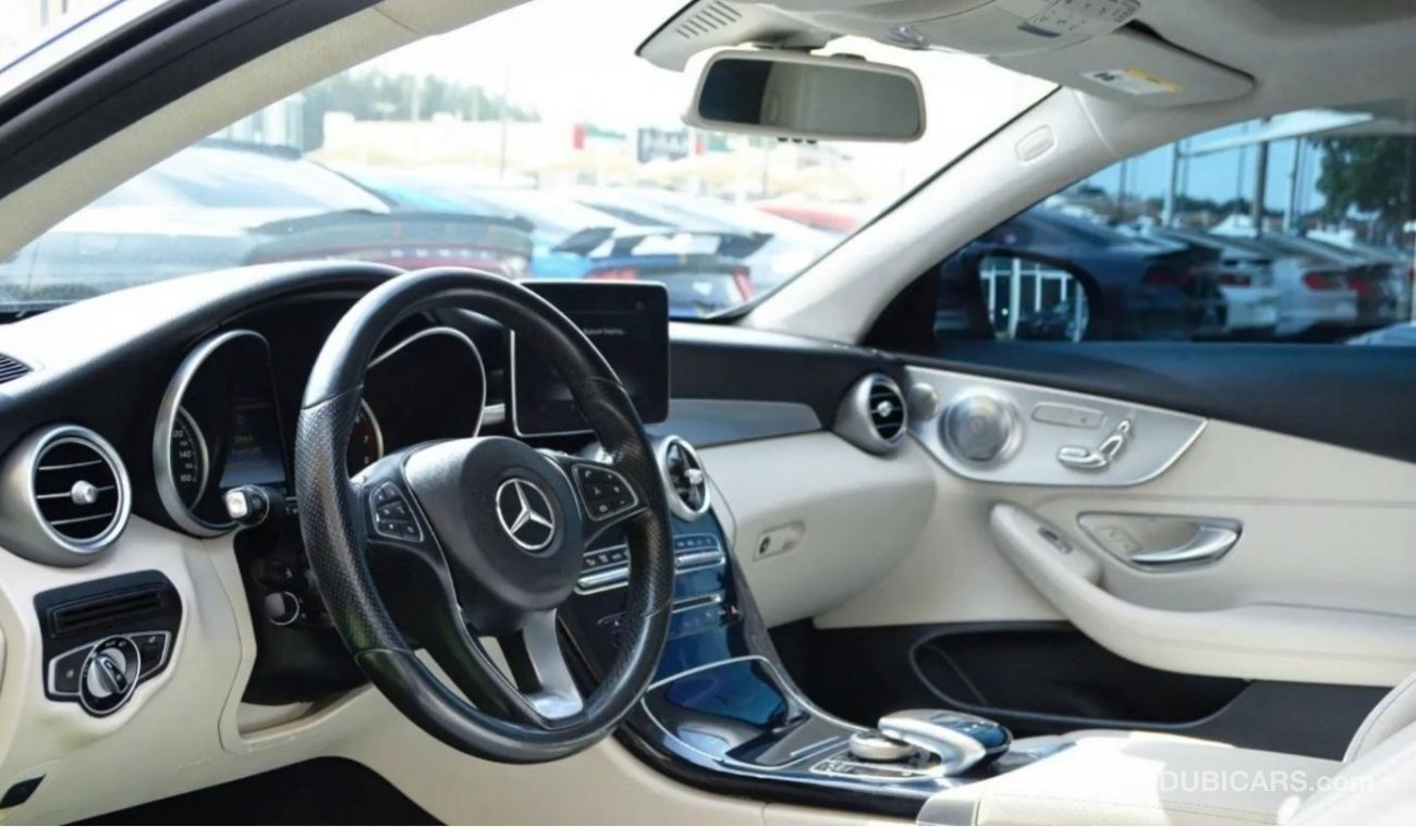 مرسيدس بنز C 300 كوبيه Mercedes-Benz C300 Luxury V4 2017/ PanaromicRoof/FullOption/Origi