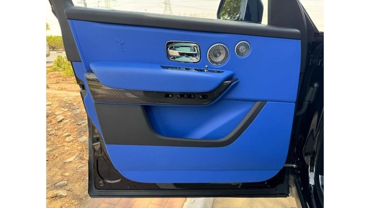 Rolls-Royce Cullinan BLACK BADGE GCC SPEC  UNDER WARRANTY AND SERVICE CONTRACT