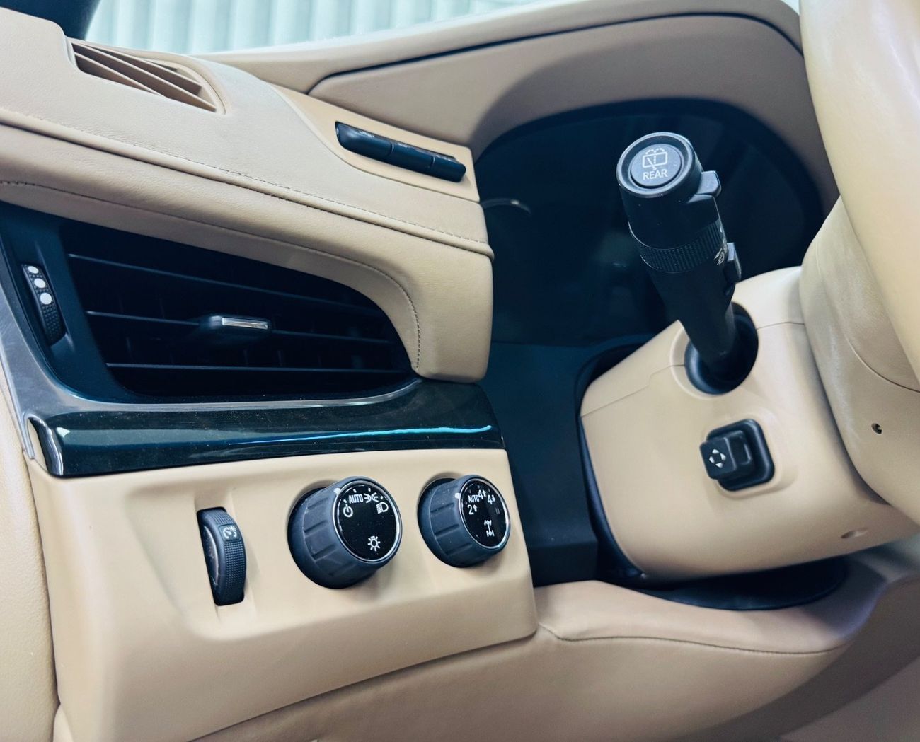 Cadillac Escalade L Platinum 6.2L